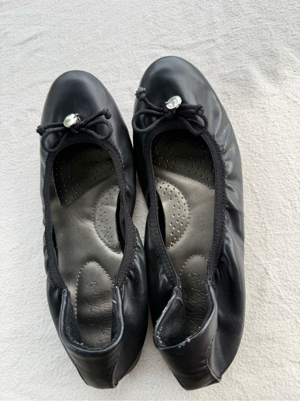 dexflex comfort Black Bow Ballet Flats